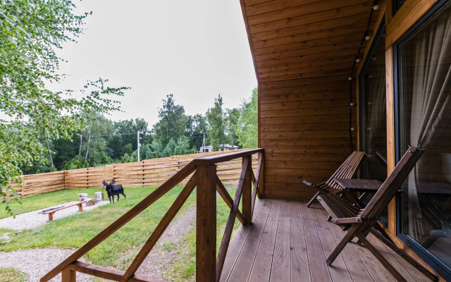 Yakshino Private House