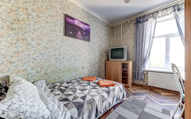 Апартаменты Уютная 3х комнатная квартира в центре СПБ