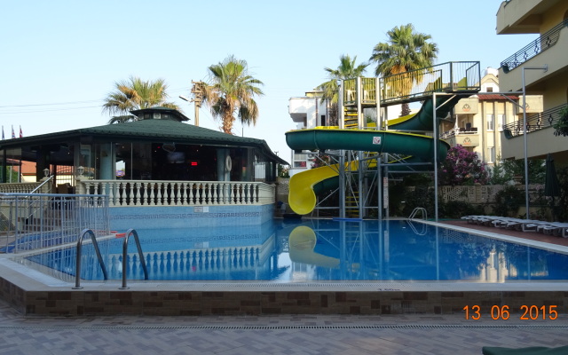 Maxwell Holiday Club Apart-Hotel