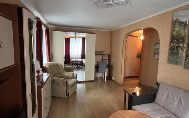 Квартира  1-комнатная на Тарана 15