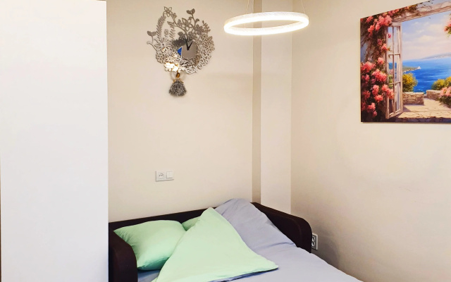 Kvartira Uutnye sovremennye apartamenty radom s centrom