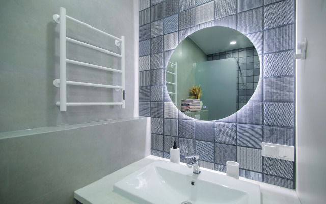 Yevrodvukhkomnatnaya S Sovremennym Remontom Flat