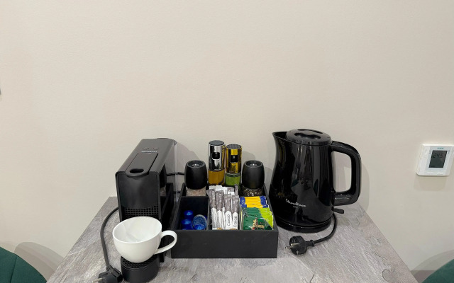 InSochi v samom centre Sochi na Navaginskoj N367 Apartments