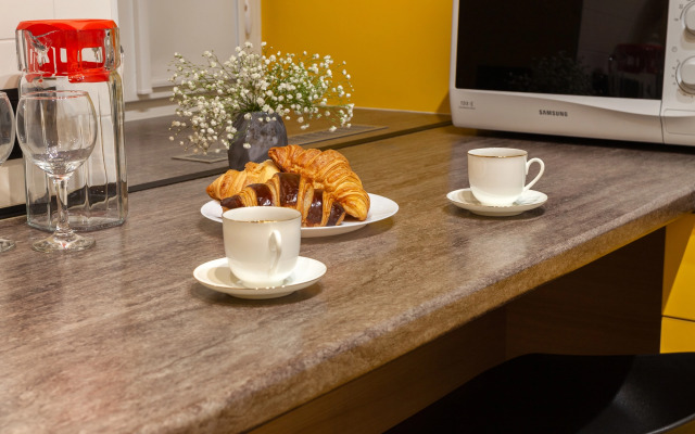 Апартаменты Happy Rooms Yellow