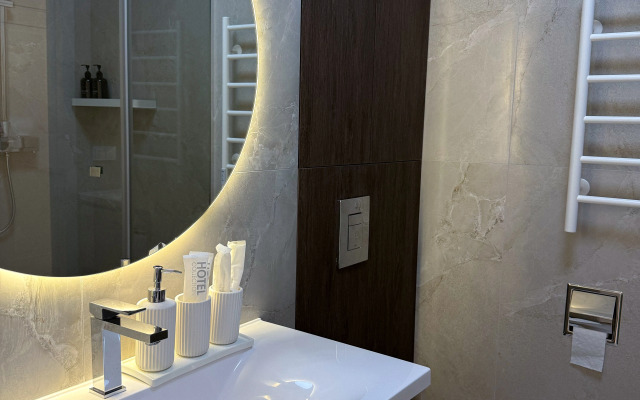 Studiya Premium Klassa S Dizaynerskim Remontom Flat