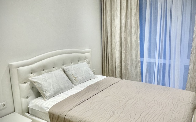 Апартаменты Yes Центр Марата