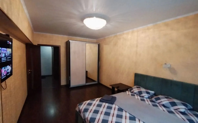 Na Naberezhnoy Dubrovinskogo 66 Flat