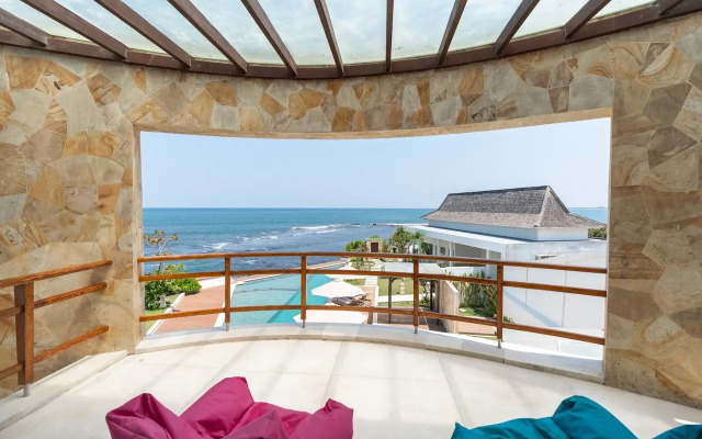 Nalas Villa