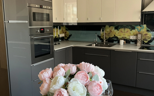 Квартира Просторная 2-х Комнатная в ЖК Юнтоловская Перспектива