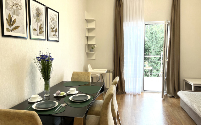 Na Internatsionalnoy 3/1 Apartments
