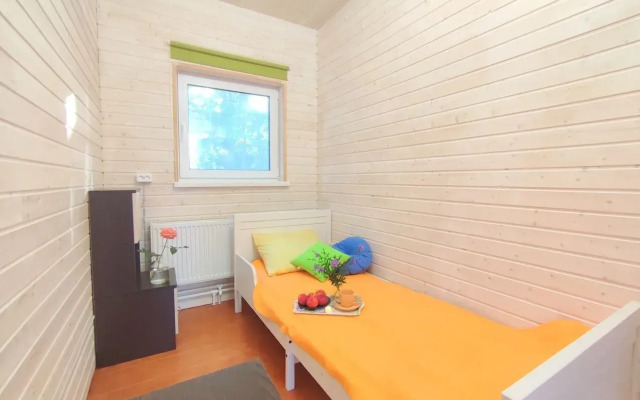 Na Lermontova 13 Pos. Sosnovo Guest house