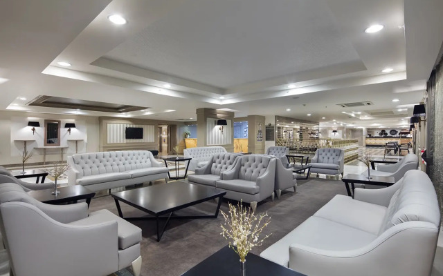 Aydinbey Famous Resort - Ultra All Inclusive