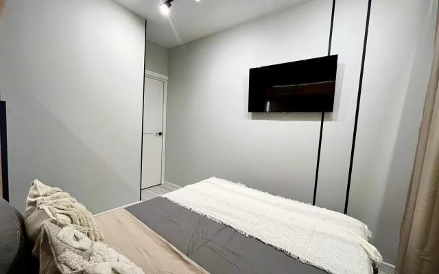 Layf Apart Na Granichnoy 38 Flat