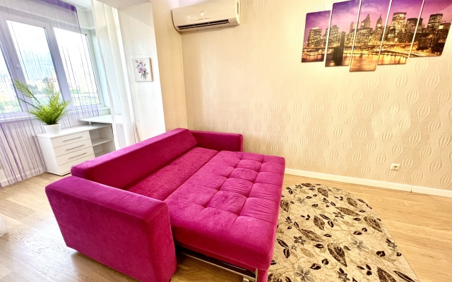 Studiya na 13-m Etazhe v ZHK Sovremennik Apartments