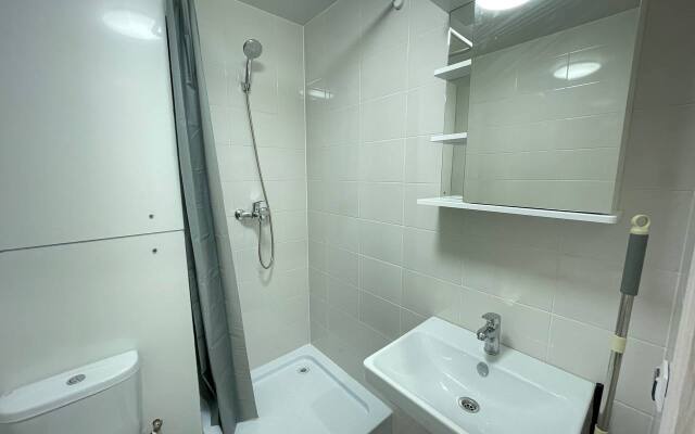Ujutnaja studija v ZhK Ljublinskij park Flat
