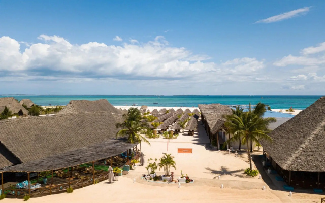 Курортный отель Canary Kendwa Beach Resort