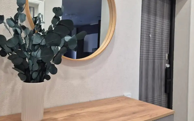 Loft Etazhi Apartment
