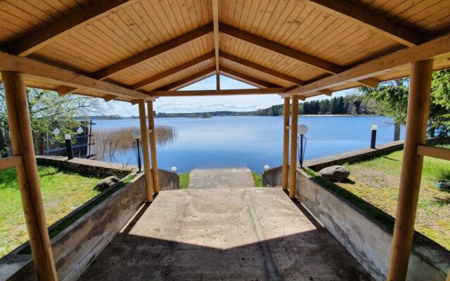 Отель Дивный Мир Хижина