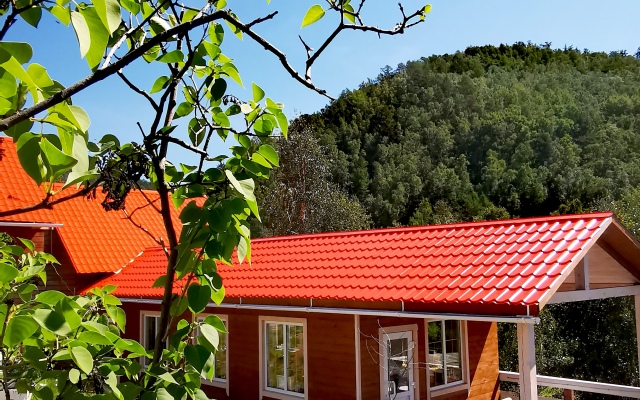 Baykalskoye Pomestye Guest House