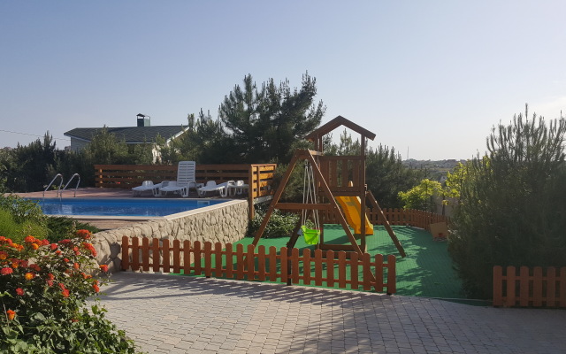 Kaplya Yantarya Guest House