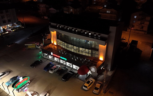 Отель Ren Business