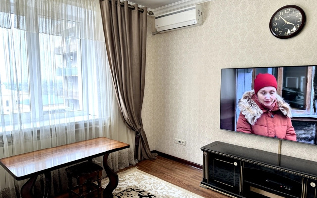 Квартира Гаджиева 164