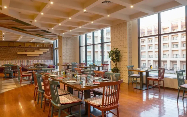 Отель Triumph Luxury Hotel