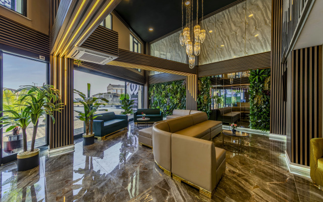 Airport Waves Boutique-hotel