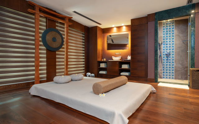 Merit Park Hotel Casino & SPA