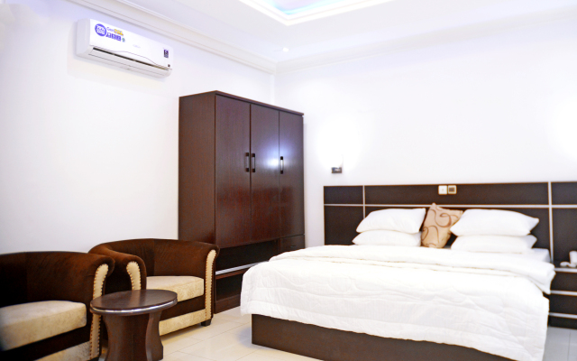 Beach Sand Hotel & Resort Hotel