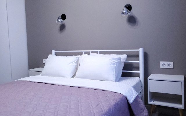 Апартаменты Panda Home с отличным ремонтом возле озера