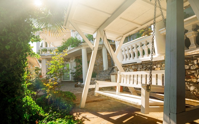 Bon Maison  Boutique Hotel