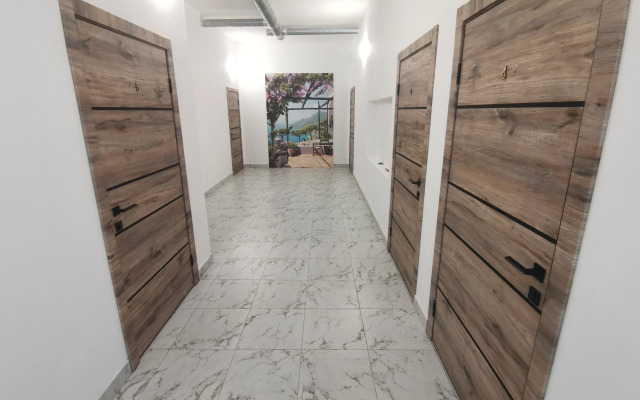 Dom U Morya Guest house
