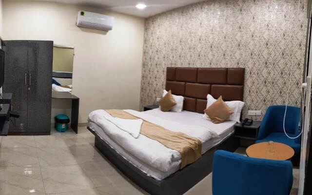 Hotel Mandakini Royal