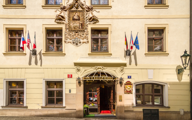 hotelImage