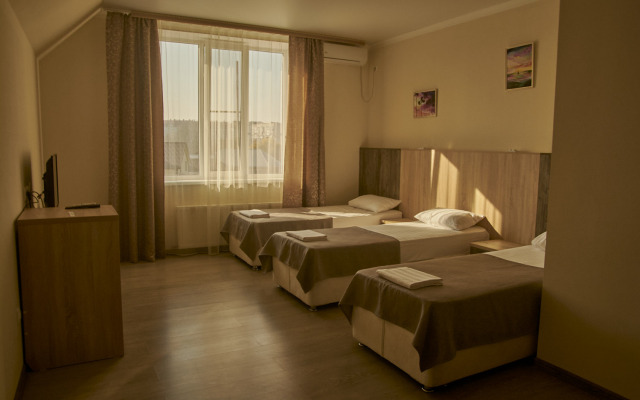 Eyskaya Usadyba  Na Mira Guest House