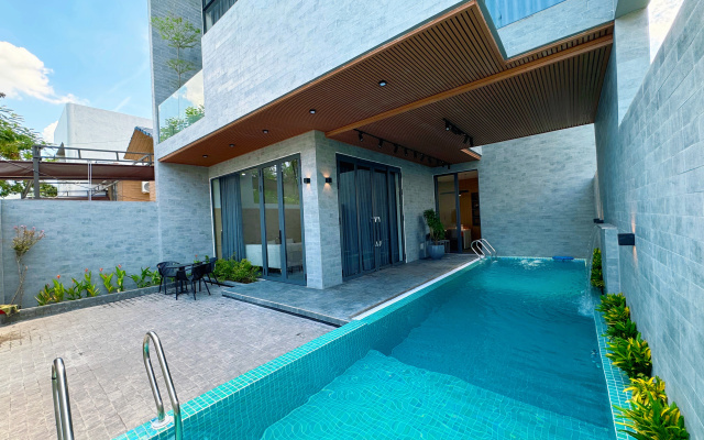 Libra 5 bedroom Largepool Villa – Pool – Da Nang