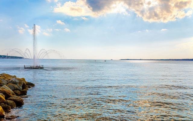 Апартаменты с балконом и видом на горы Sea Breeze & SPA