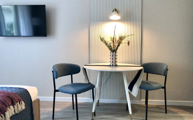 Dizaynerskaya Studiya V Zhk "letniy" Apartments