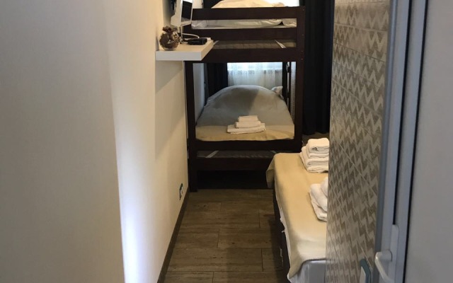 Meri-Tel Guest House