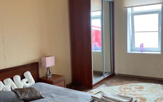 Апартаменты на Светланской Улице 8