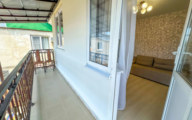 Kamerton Stilya Alfagid Apartments