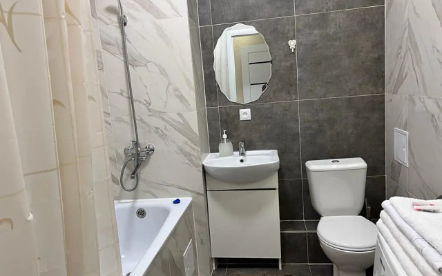 Uyutnaya Kvartira Naprotiv Sportkompleksa Almaty Arena Flat