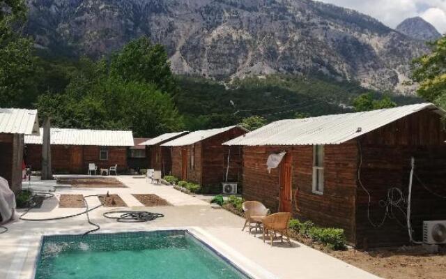 Lime Tree Houses Hotel