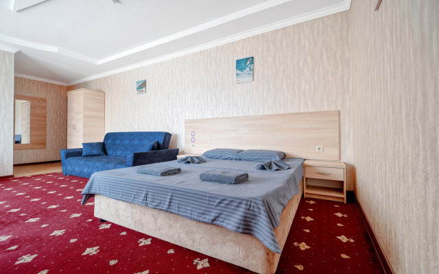 Loza Hotel