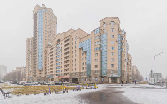S Saunoy I Parkovkoy Flat