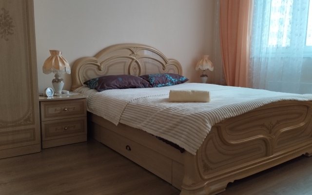 Two-Room Flat on Borisovka, 28A