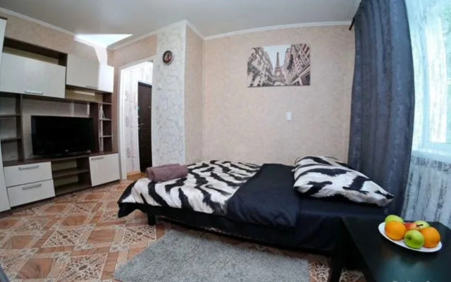 Квартира уютная в центре Нефтяников