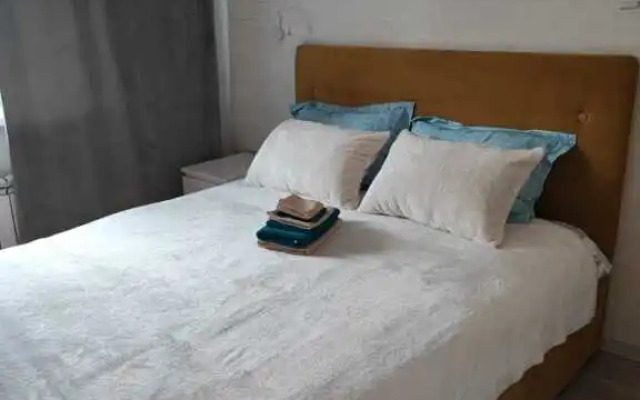 Zhukova 17 Flat