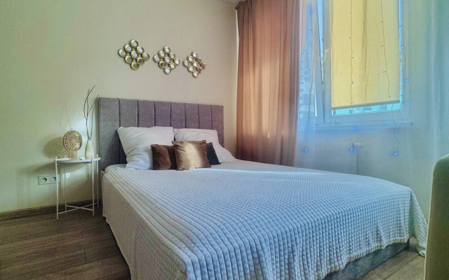 Apartamenty Stilnaya Studiya Ryadom S Istochnikami.